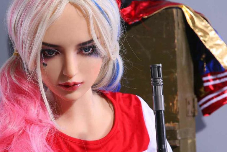 harley quinn sex doll review featured image