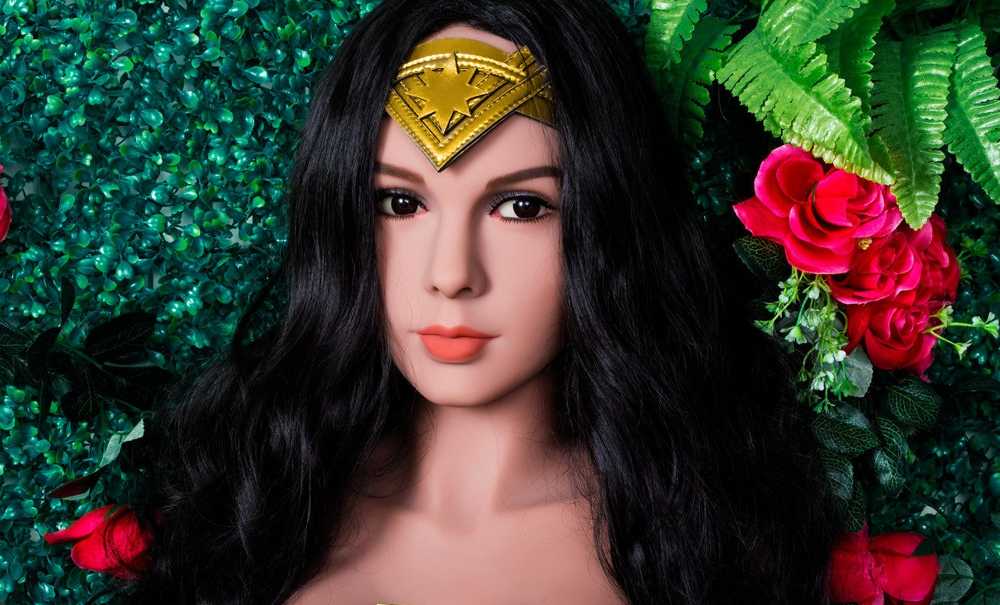Wonder Woman sex doll