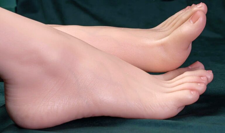 Featured image for an article on best foot fetish sex toys